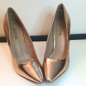 Rose Gold pumps!